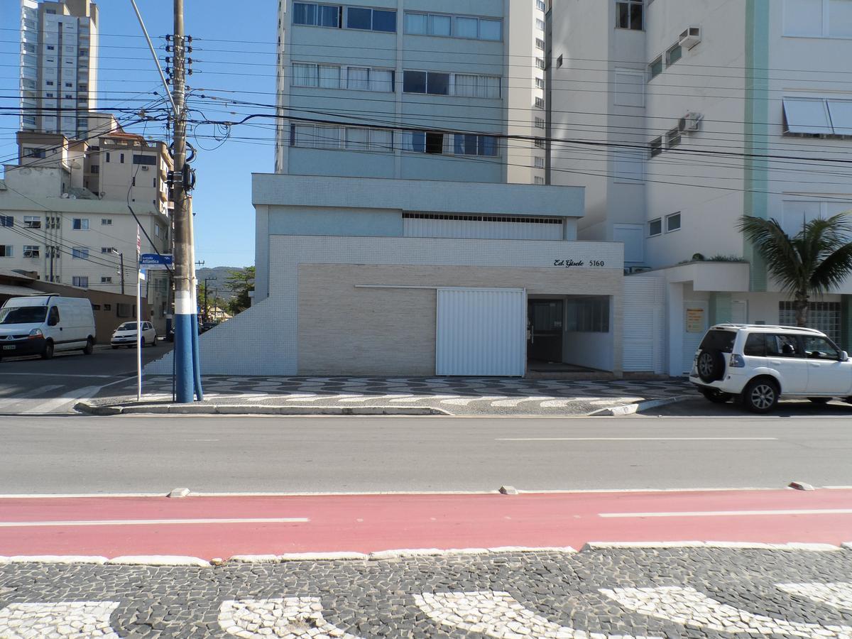 Beira-mar Apartamento *